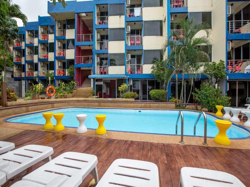 Porterhouse Beach Hotel Patong Exterior foto